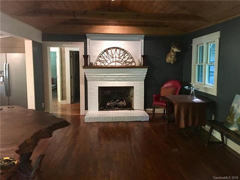 424 Wolf Laurel Rd, Mars Hill, NC 28754 photo 3