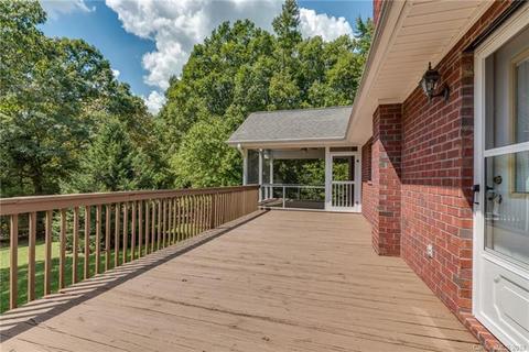 661 Henderson Rd, Tryon, NC 28782 photo 5