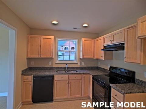 501 Spring St, Kannapolis, NC 28083 photo 8