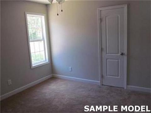 501 Spring St, Kannapolis, NC 28083 photo 2