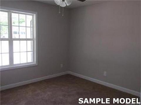 501 Spring St, Kannapolis, NC 28083 photo 3