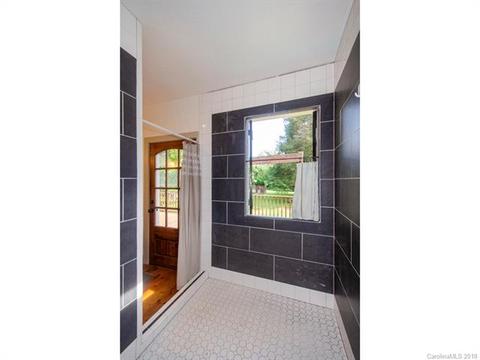 37 Willow St, Clyde, NC 28721 photo 13