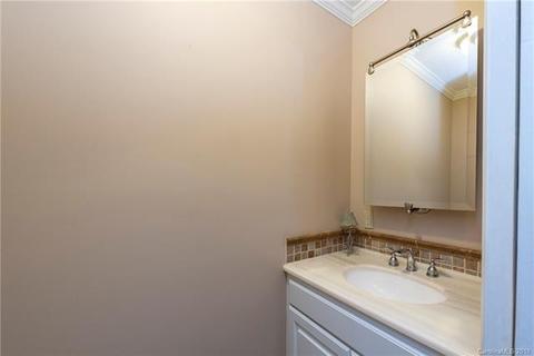 1010 Meadow Dr, Lancaster, SC 29720 photo 14