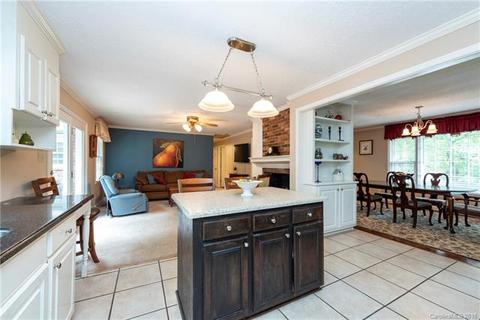 1010 Meadow Dr, Lancaster, SC 29720 photo 13
