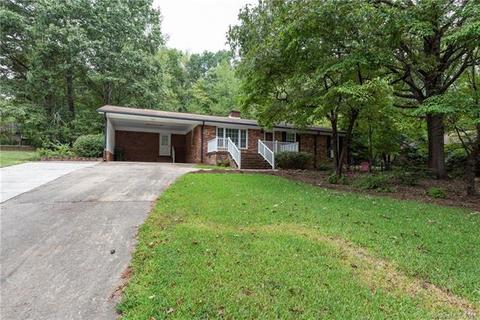 1010 Meadow Dr, Lancaster, SC 29720 photo 3