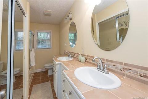1010 Meadow Dr, Lancaster, SC 29720 photo 23