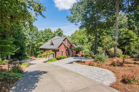 11768 Hidden Forest Ln, Davidson, NC 28036 photo 2