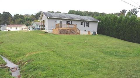 54 Barefoot Rdg, Clyde, NC 28721 photo 3
