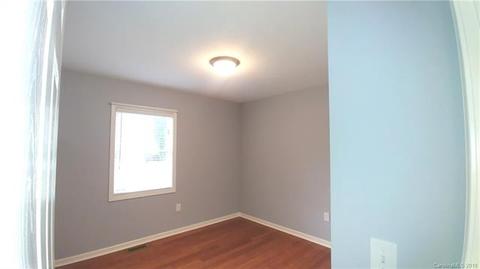 54 Barefoot Rdg, Clyde, NC 28721 photo 12