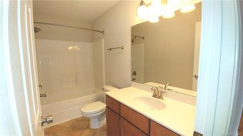 54 Barefoot Rdg, Clyde, NC 28721 photo 11