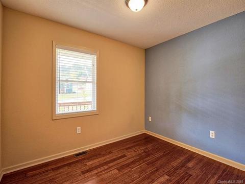 54 Barefoot Rdg, Clyde, NC 28721 photo 22