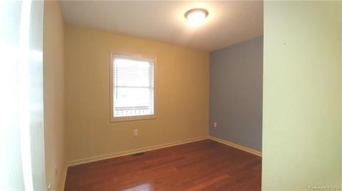 54 Barefoot Rdg, Clyde, NC 28721 photo 9