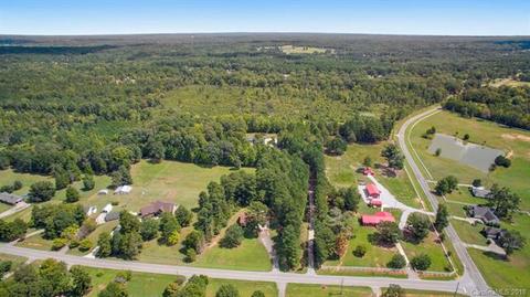 2481 Golf Course Rd, Lancaster, SC 29720 photo 3