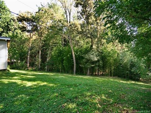 34 Pine Tree Dr, Candler, NC 28715 photo 13