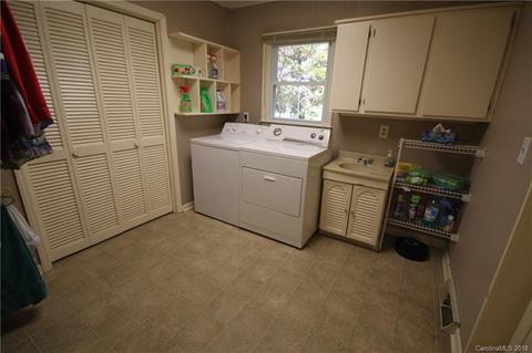 111 E Buckoak St, Stanley, NC 28164 photo 10
