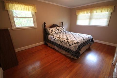 111 E Buckoak St, Stanley, NC 28164 photo 7