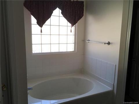 1407 Winthrop Ln, Monroe, NC 28110 photo 9
