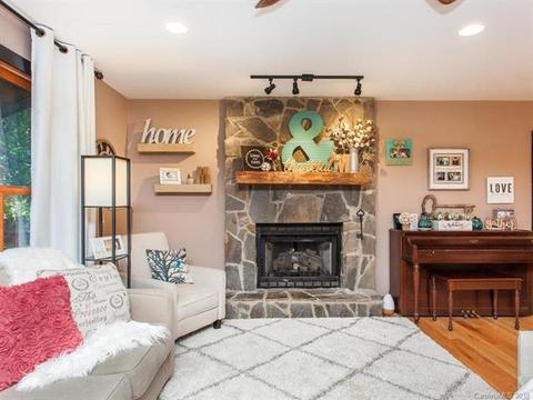 229 Falling Spring Rd, Clyde, NC 28721 photo 5
