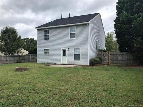 4702 Winterberry Ln, Monroe, NC 28110 photo 2