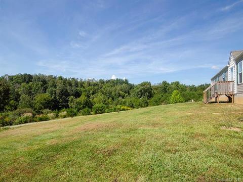 71 Crowdog Trl, Mars Hill, NC 28754 photo 2