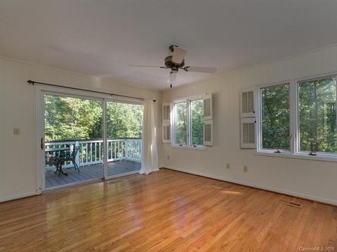 35 Paddock Ln, Tryon, NC 28782 photo 11