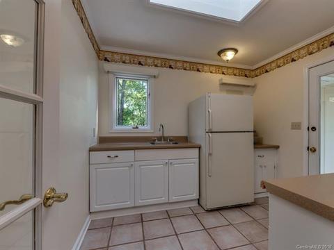 35 Paddock Ln, Tryon, NC 28782 photo 15