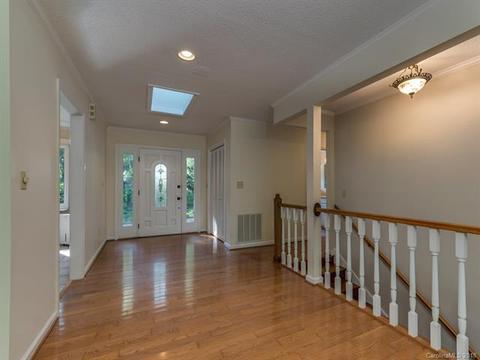 35 Paddock Ln, Tryon, NC 28782 photo 3