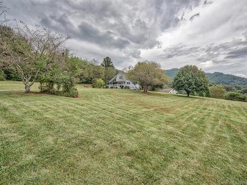 100 Timmy Trl, Clyde, NC 28721 photo 4