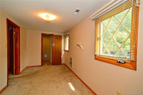 291 Dillardtown Rd, Sylva, NC 28779 photo 16