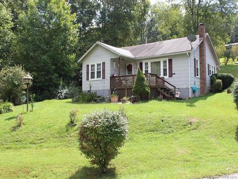 205 Hemlock Rd, Spruce Pine, NC 28777 photo 2