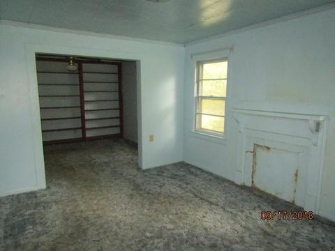 722 E D St, Newton, NC 28658 photo 18