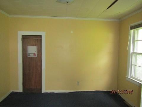 722 E D St, Newton, NC 28658 photo 9