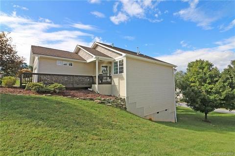 69 E Danbury Ln, Brevard, NC 28712 photo 21