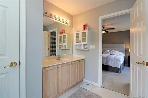 69 E Danbury Ln, Brevard, NC 28712 photo 10