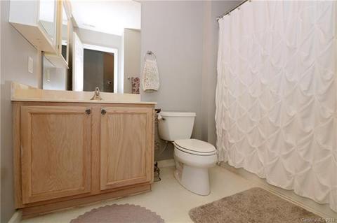 69 E Danbury Ln, Brevard, NC 28712 photo 13