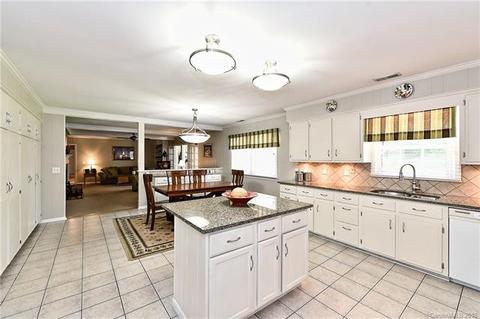 717 Pilgrim Forest Dr, Monroe, NC 28110 photo 6