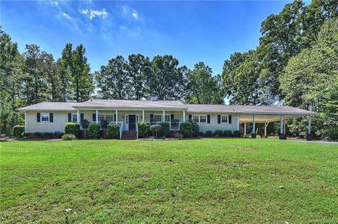717 Pilgrim Forest Dr, Monroe, NC 28110 photo 1