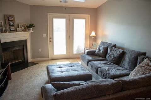 9033 Mcdowell Creek Ct, Cornelius, NC 28031 photo 16