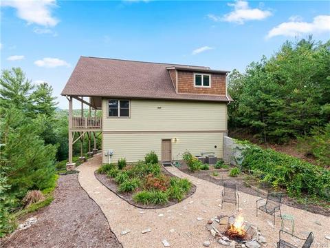 16 Spy Pointe Ln, Fletcher, NC 28732 photo 4