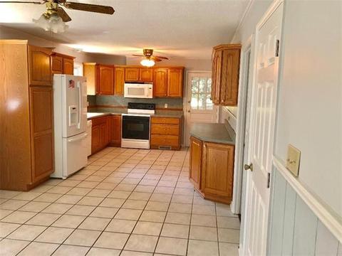 4656 Wilburn Dr, Conover, NC 28613 photo 6