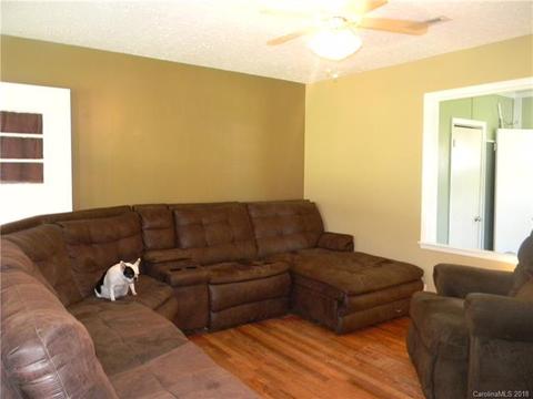 70 Circle Dr, Marion, NC 28752 photo 9