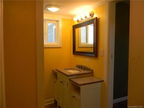 70 Circle Dr, Marion, NC 28752 photo 11