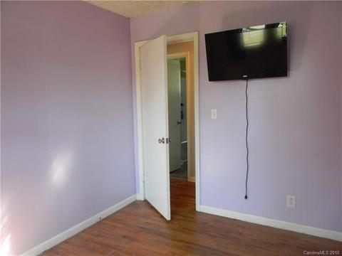 70 Circle Dr, Marion, NC 28752 photo 14