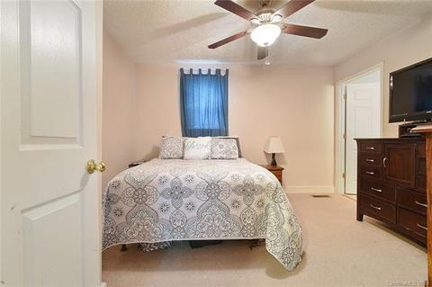 111 10th St, Spencer, NC 28159 photo 6