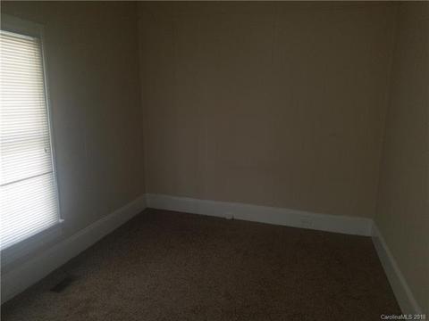 121 11th St, Salisbury, NC 28144 photo 3