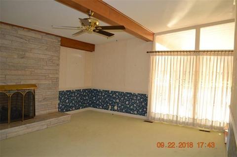 504 2nd Ave, Conover, NC 28613 photo 2