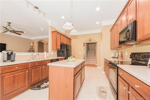 313 Forest Walk Ln, Fort Mill, SC 29708 photo 15