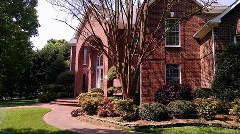 3691 Golf Dr, Conover, NC 28613 photo 2