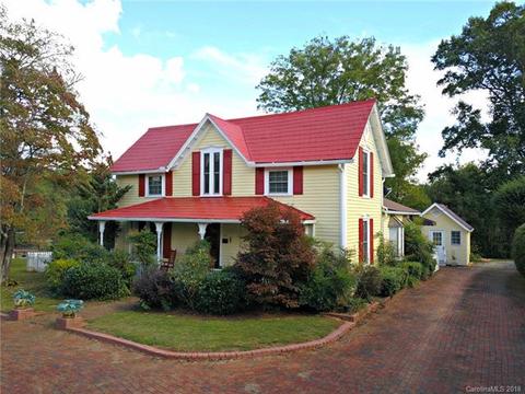1327 Webster Rd, Sylva, NC 28779 photo 1