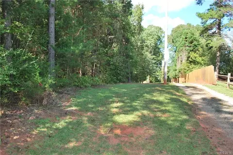 3315 Grey Rd, Davidson, NC 28036 photo 2